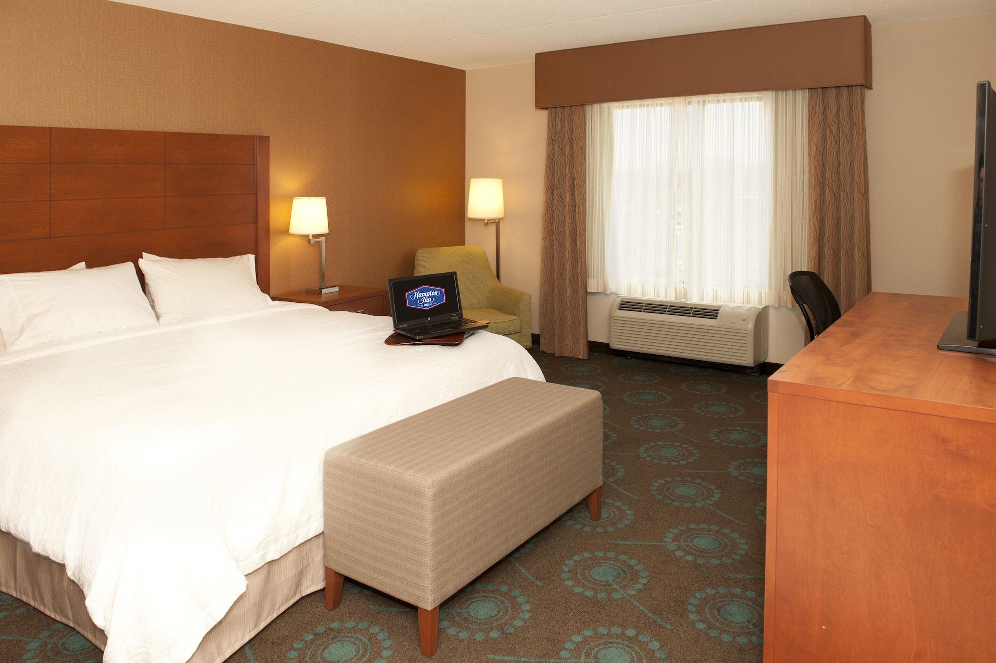 Hampton Inn By Hilton Brampton - Toronto Екстериор снимка