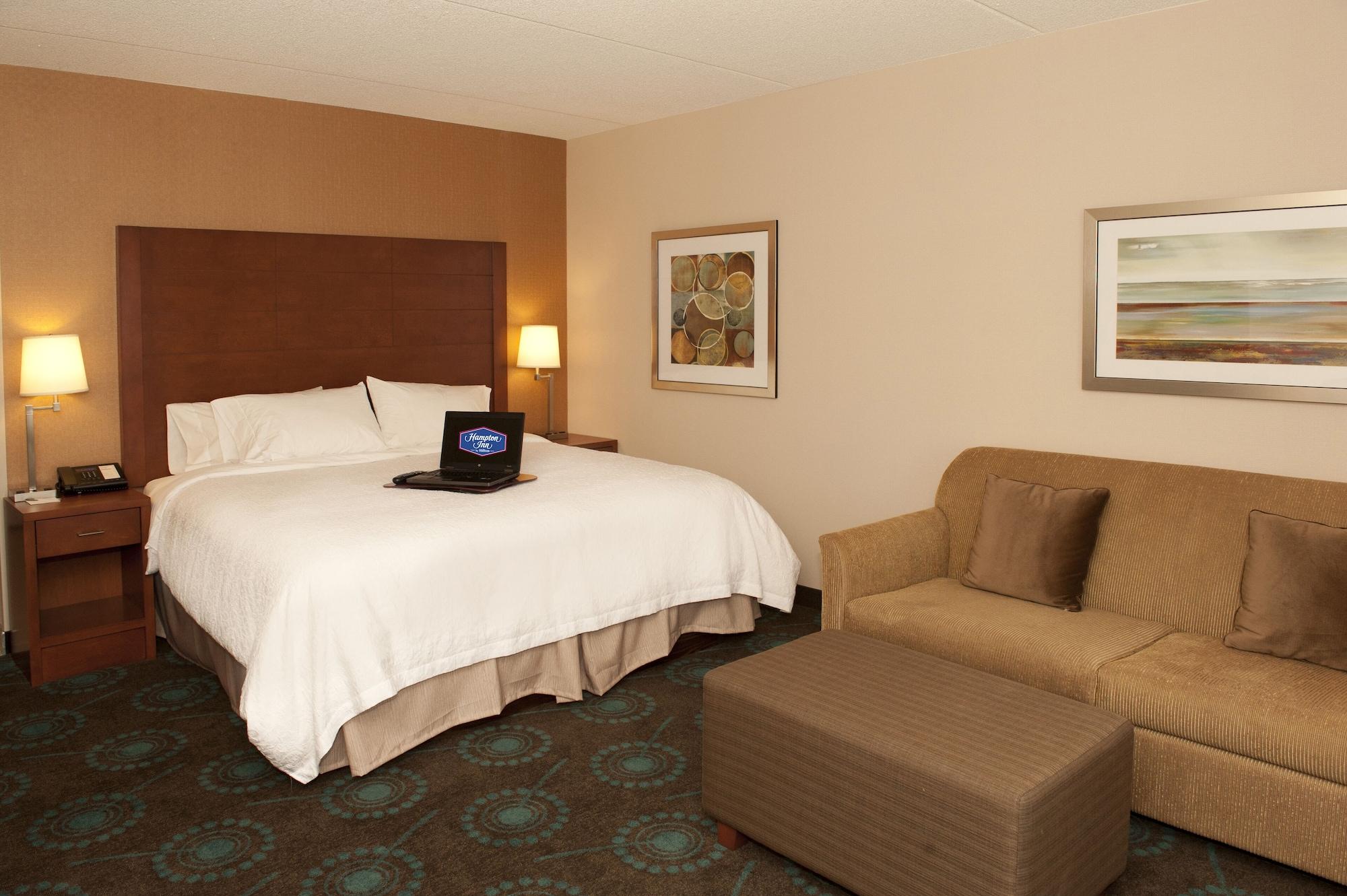 Hampton Inn By Hilton Brampton - Toronto Екстериор снимка