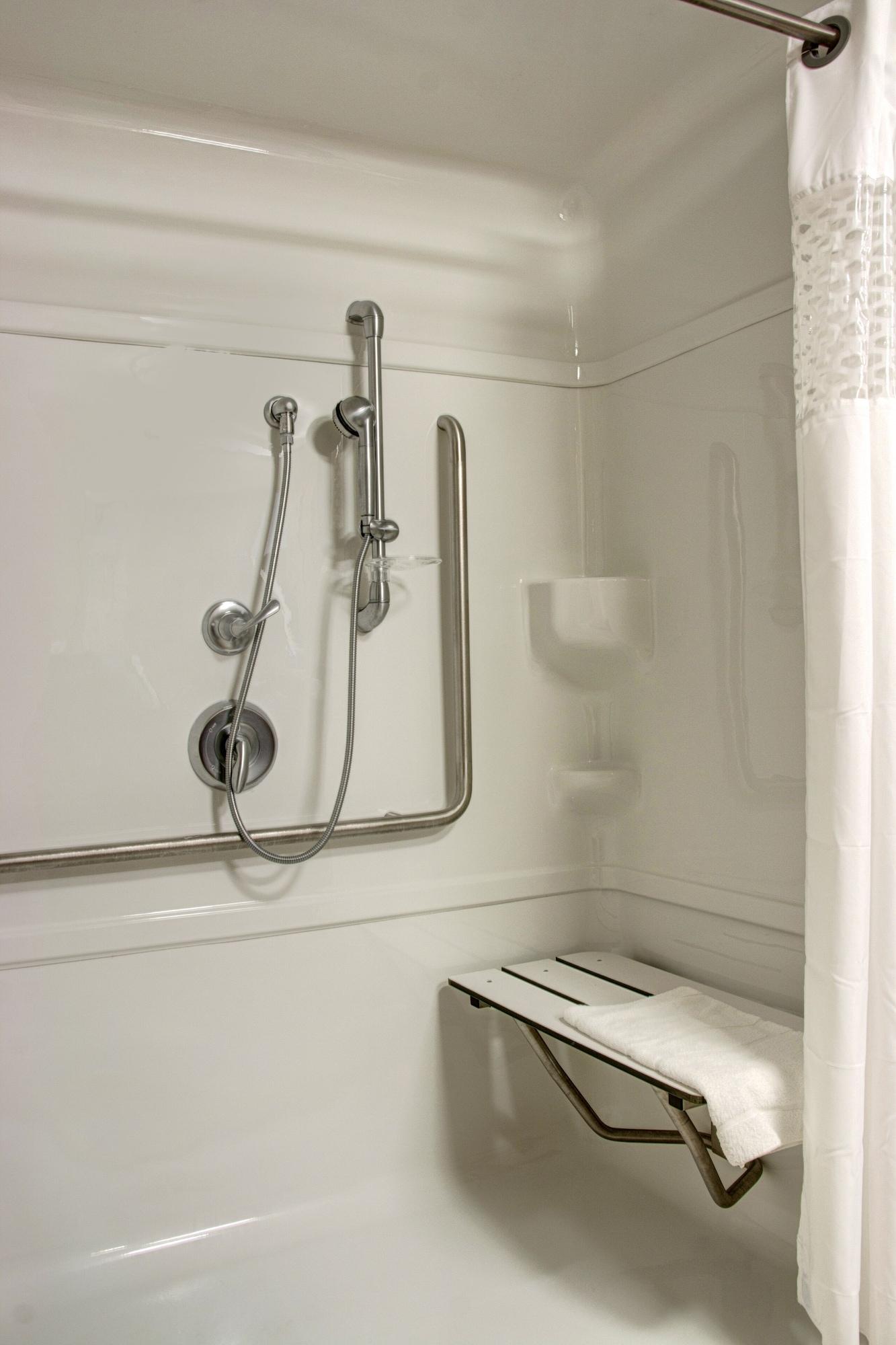 Hampton Inn By Hilton Brampton - Toronto Екстериор снимка