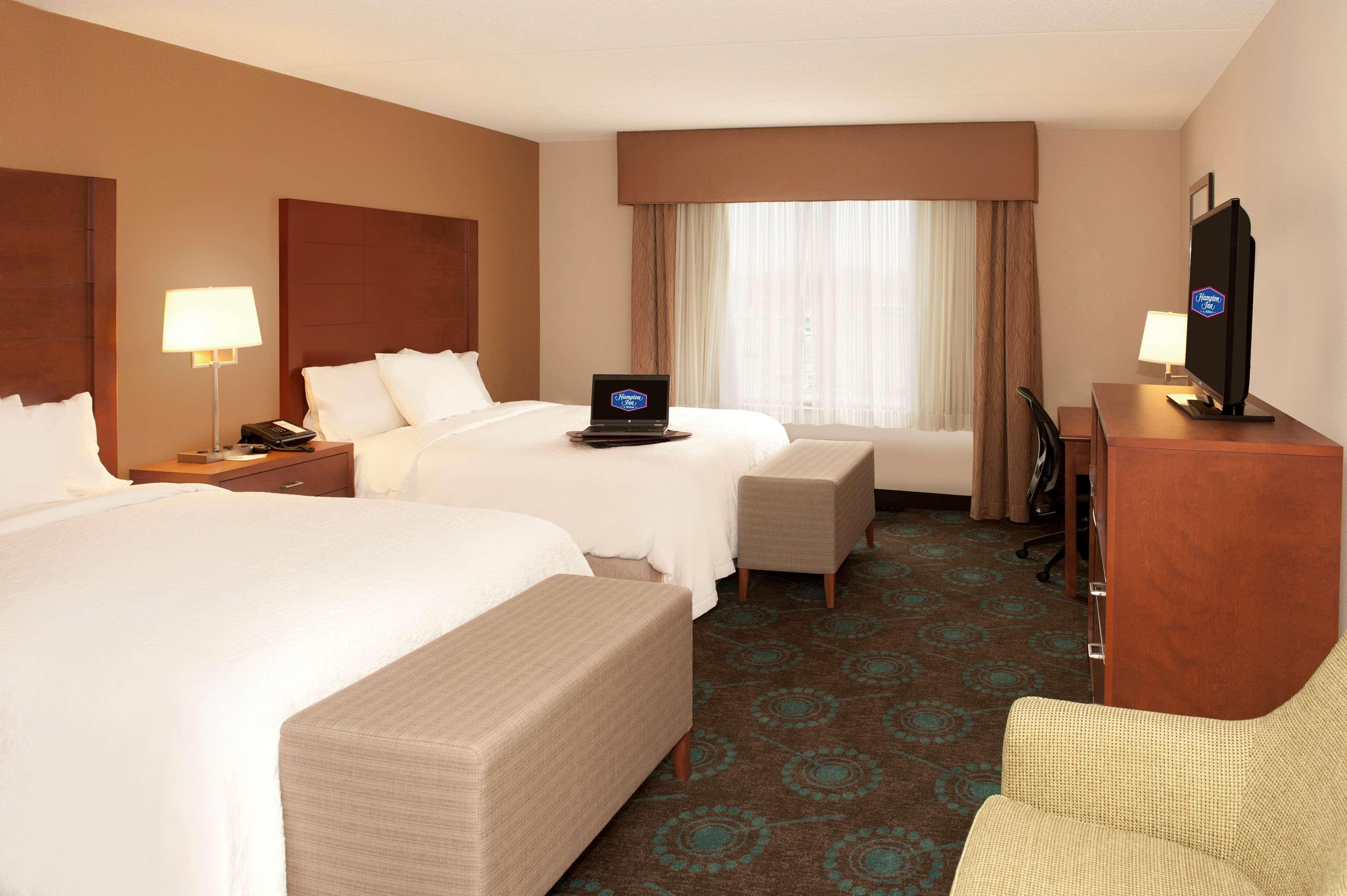 Hampton Inn By Hilton Brampton - Toronto Екстериор снимка