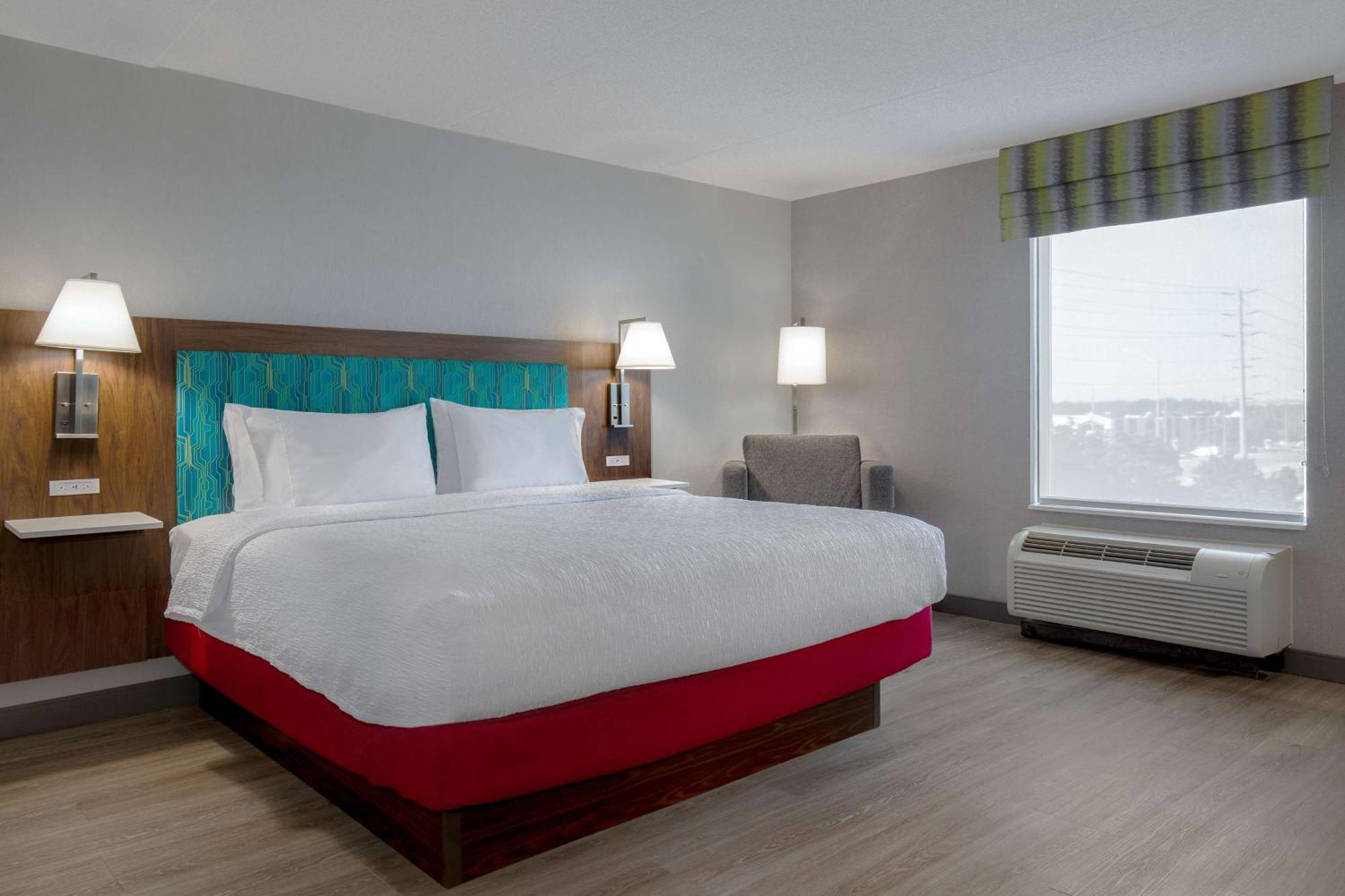 Hampton Inn By Hilton Brampton - Toronto Екстериор снимка