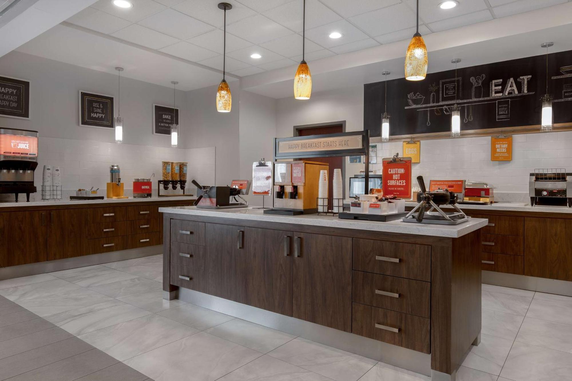 Hampton Inn By Hilton Brampton - Toronto Екстериор снимка