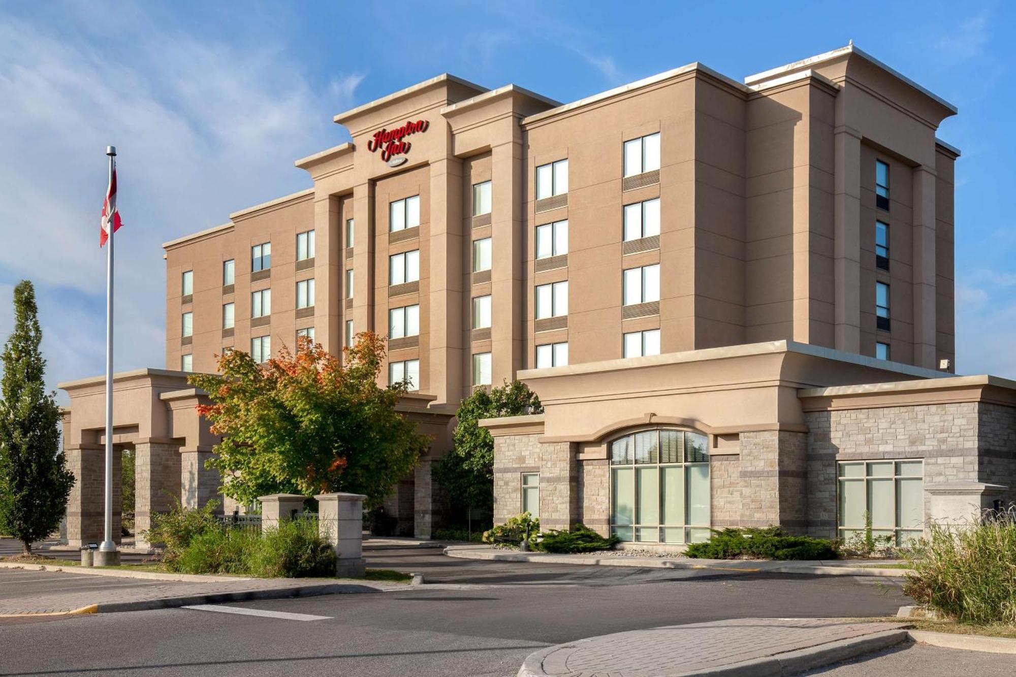 Hampton Inn By Hilton Brampton - Toronto Екстериор снимка