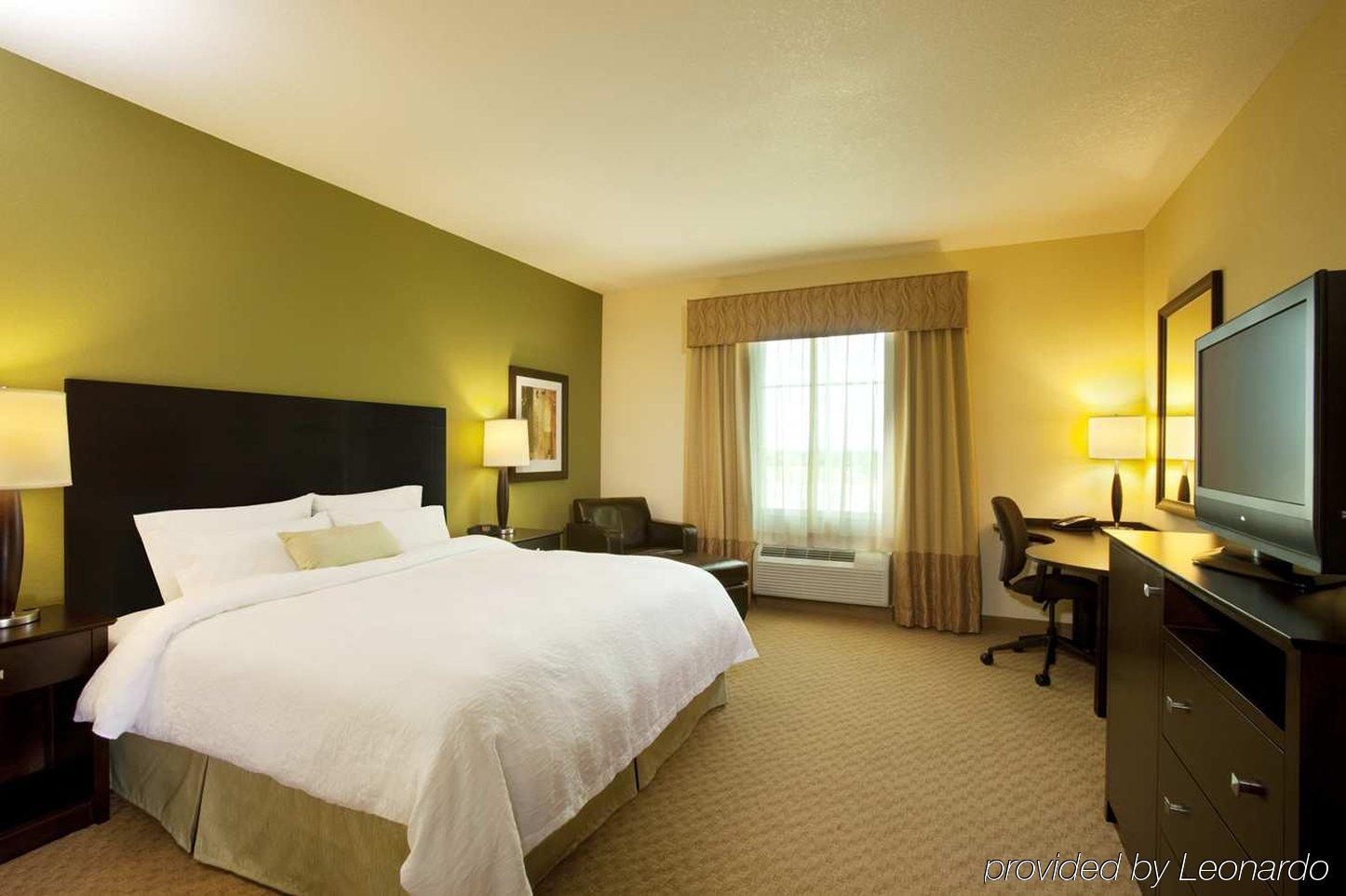 Hampton Inn By Hilton Brampton - Toronto Стая снимка